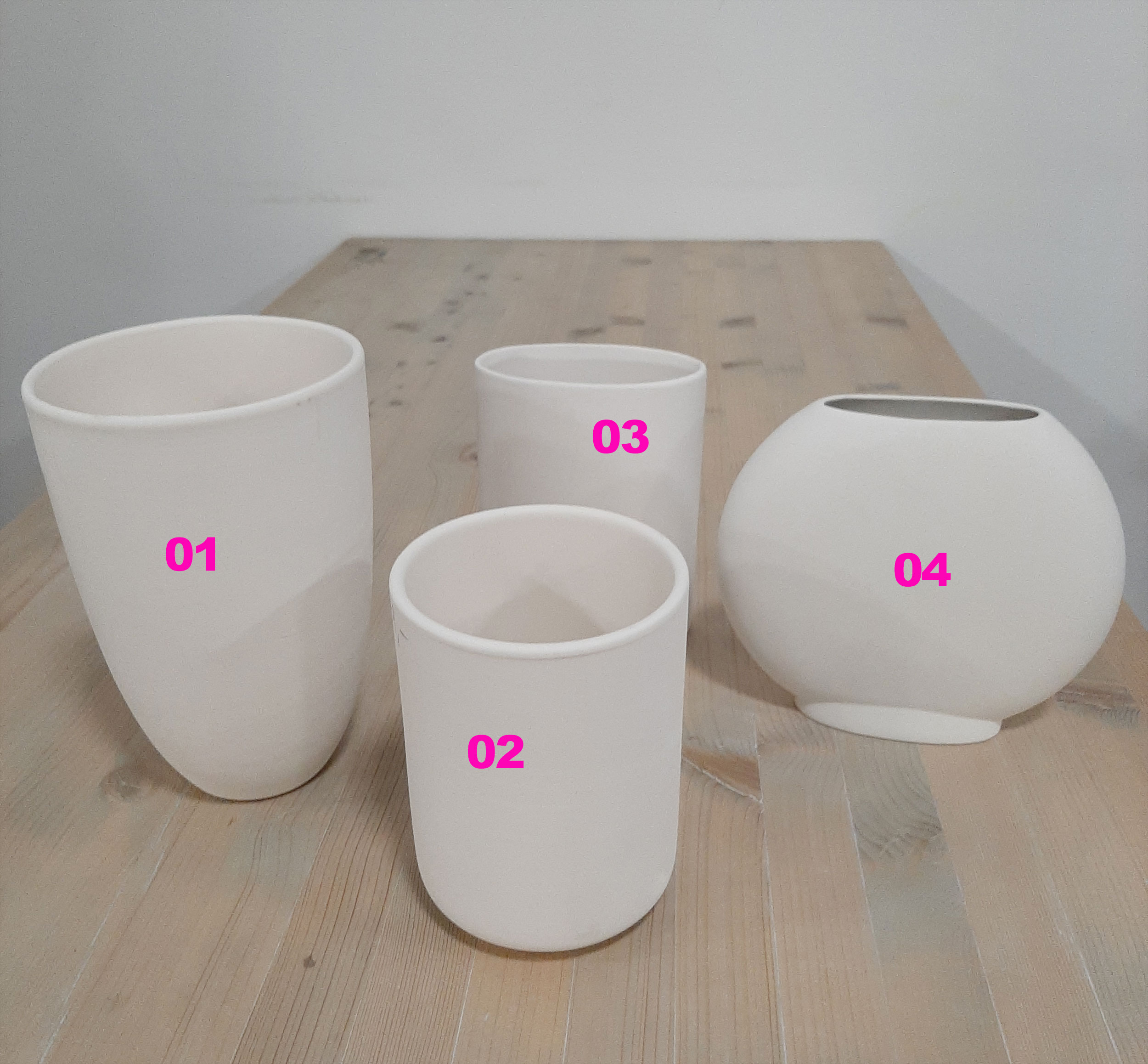Große Vasen im Kermaik-Malstudio Eigenlob